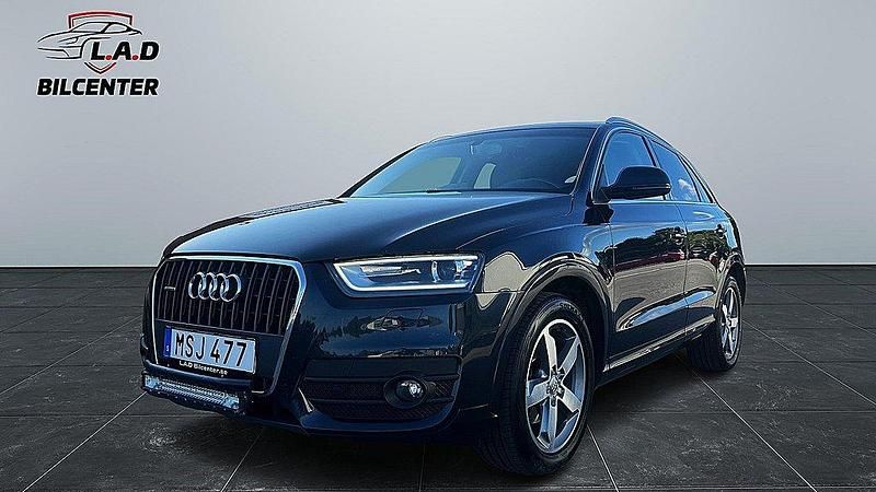 Blå Begagnad 2012 Audi Q3 Comfort SUV | 129 900 kr (Marknadspris) - Bild 1/4