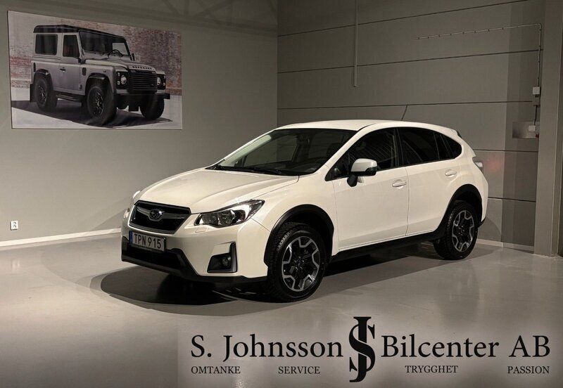 Vit Begagnad 2016 Subaru XV SUV | 177 000 kr (Marknadspris) - Bild 1/4