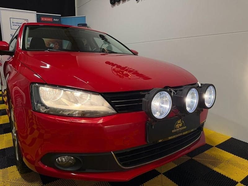 Begagnad VW Jetta GT 200 HK (147 kW) 2012 Röd Sedan