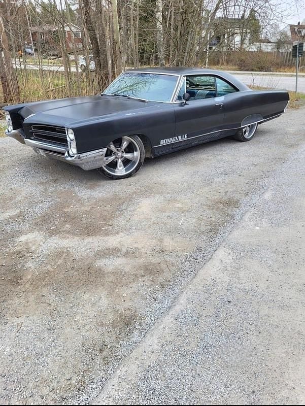 Begagnad Pontiac Bonneville 329 HK (241 kW) 1966