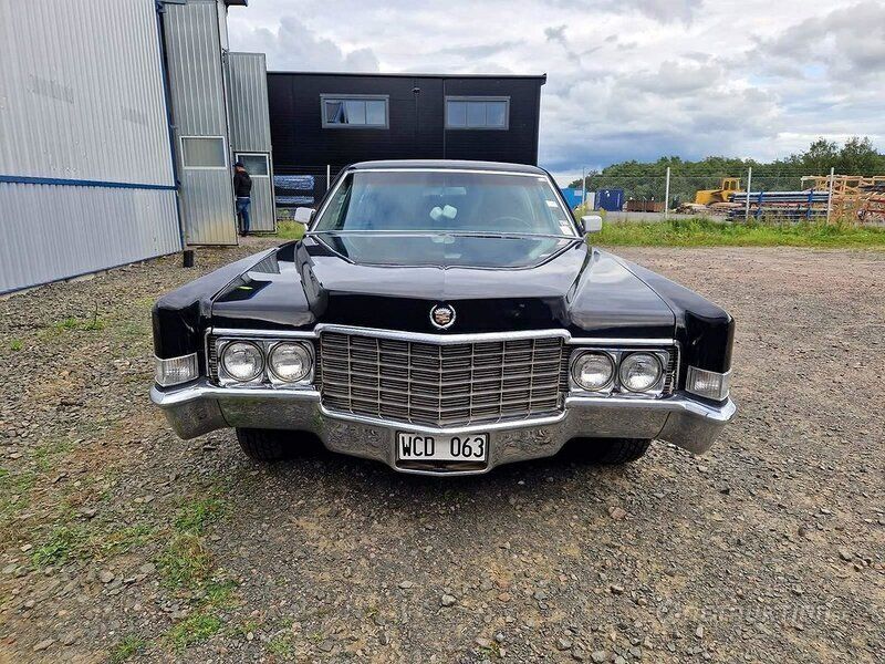 Begagnad Cadillac Fleetwood 381 HK (280 kW) 1969 Svart Sedan