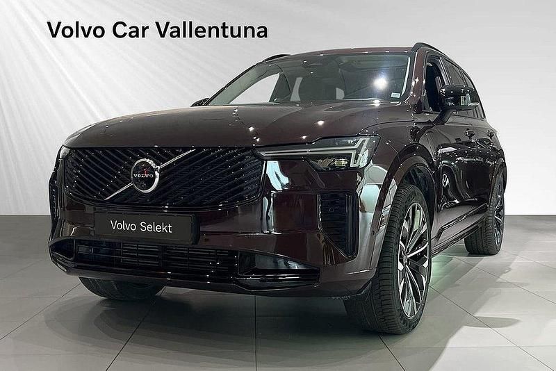 Mörkröd Begagnad 2024 Volvo XC90 Ultra SUV | 919 900 kr - Bild 1/3