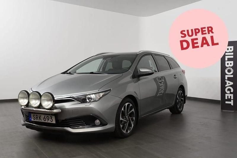 Begagnad Toyota Auris Active 112 HK (82 kW) 2016 Ljusgrå Kombi