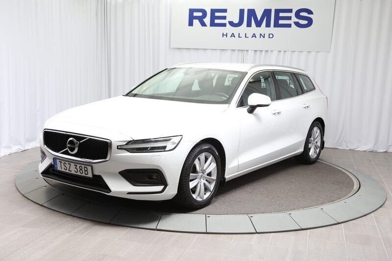Vit Begagnad 2019 Volvo V60 Momentum Kombi | 274 500 kr (Marknadspris) - Bild 1/4