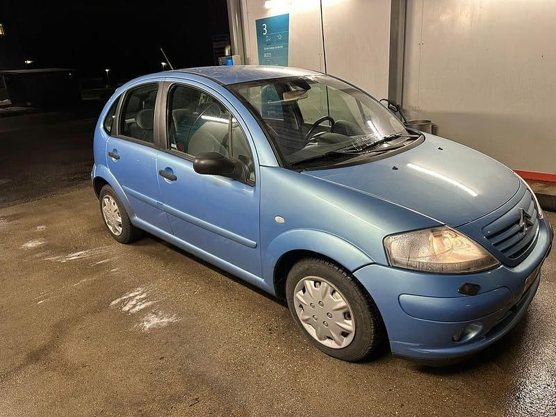 Begagnad 2003 Citroën C3 Halvkombi | 35 000 kr (Marknadspris) - Bild 1/4