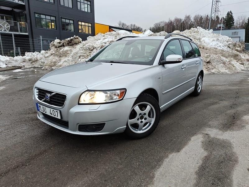 Begagnad 2009 Volvo V50 Kombi | 29 900 kr (Bra pris) - Bild 1/4