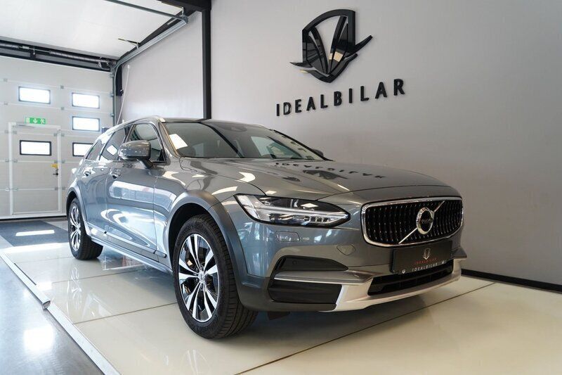 Begagnad 2019 Volvo V90 CC Momentum Kombi | 299 900 kr (Marknadspris) - Bild 1/4