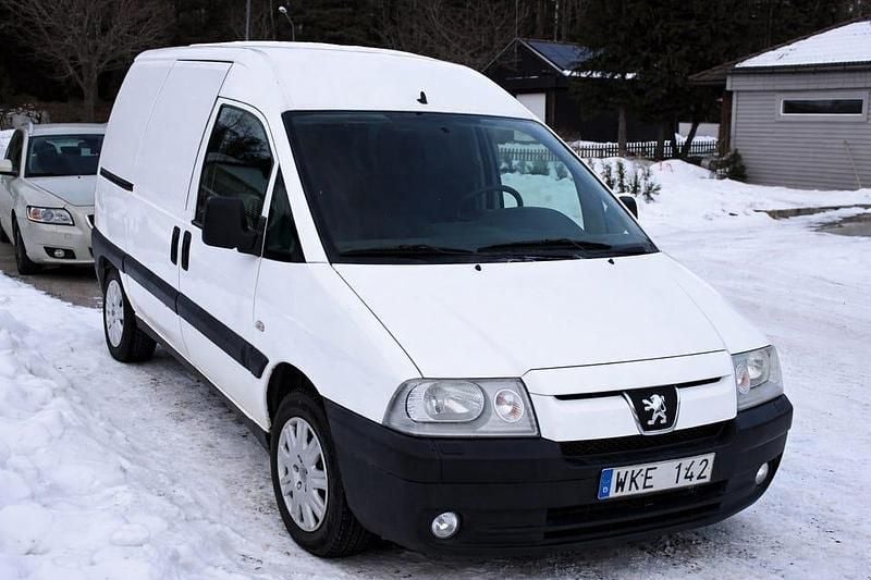 Begagnad Peugeot Expert 109 HK (80 kW) 2004 Van