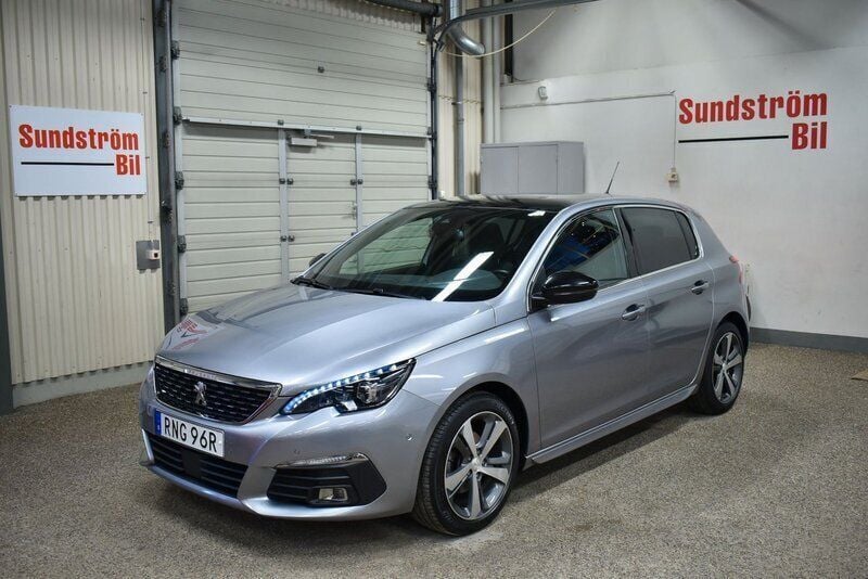 Grå Begagnad 2020 Peugeot 308 GT-line Halvkombi | 169 900 kr (Lite dyr) - Bild 1/3