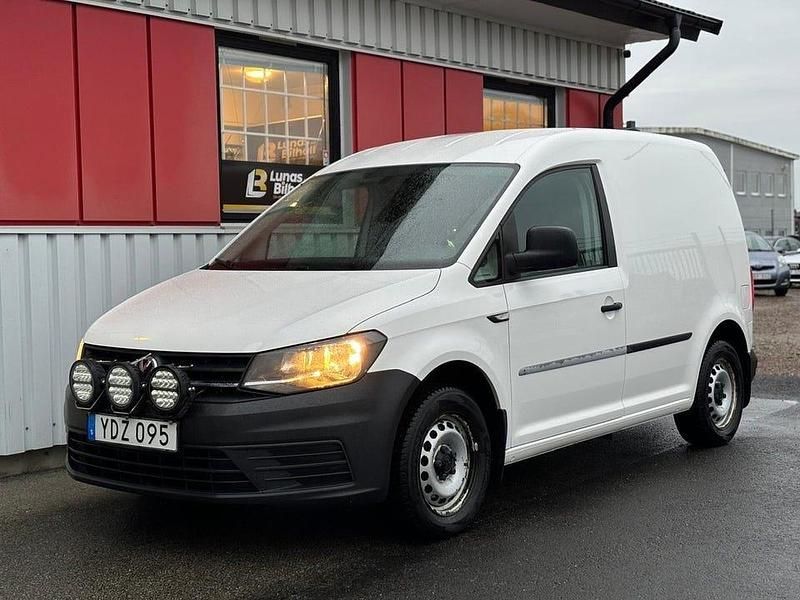 Begagnad VW Caddy 102 HK (75 kW) 2016 Vit Minibuss