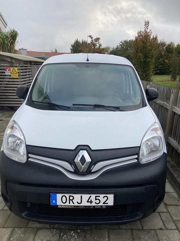 Vit Begagnad 2018 Renault Kangoo | 75 000 kr (Marknadspris) - Bild 1/4