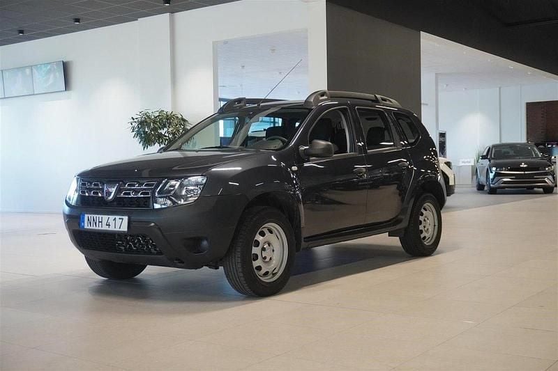 Mörkgrå Begagnad 2014 Dacia Duster SUV | 109 800 kr (Bra pris) - Bild 1/4
