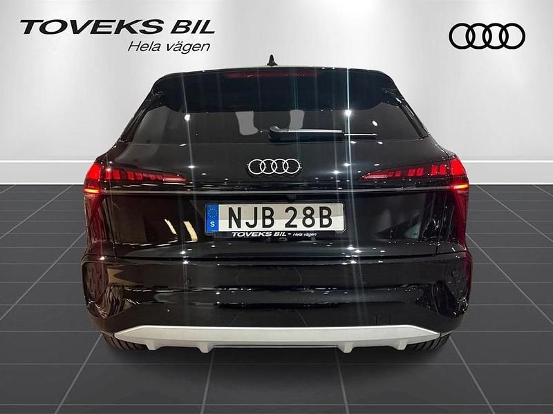 Ny Audi Q3 2026 Svart SUV