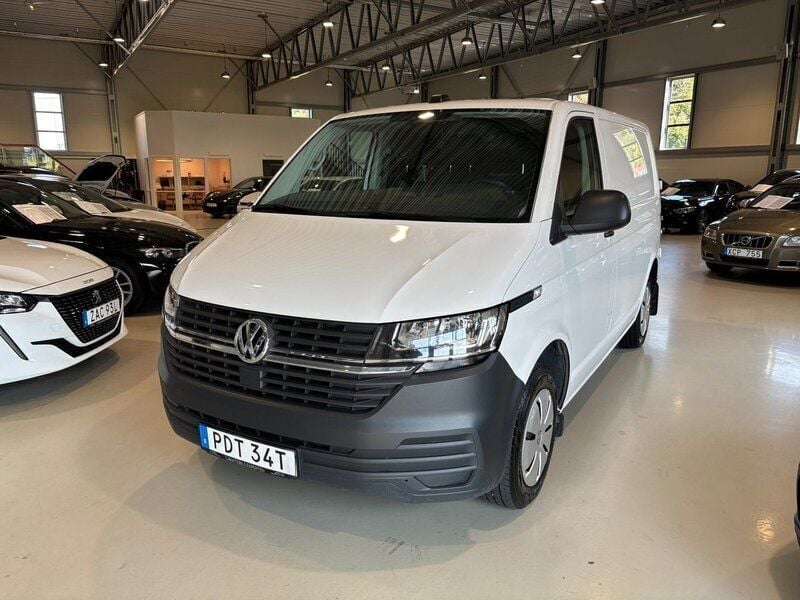 Vit Begagnad 2023 VW T6.1 Van | 299 900 kr - Bild 1/4