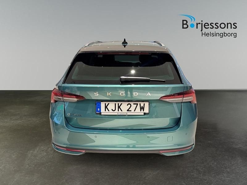 Ny Skoda Octavia 2026 Grön Kombi
