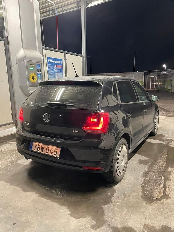 Begagnad VW Polo 90 HK (66 kW) 2017