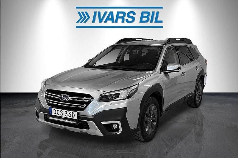 Grå Begagnad 2023 Subaru Outback SUV | 389 000 kr (Marknadspris) - Bild 1/4