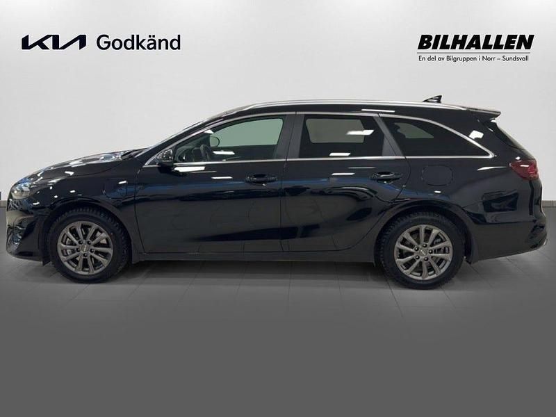 Begagnad Kia Ceed Sportswagon 141 HK (103 kW) 2024 Grå Kombi