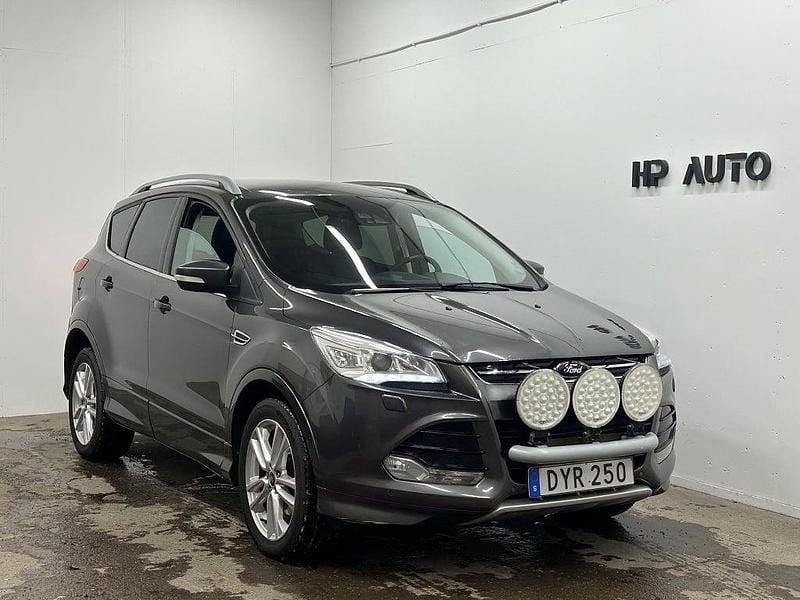 Grå Begagnad 2014 Ford Kuga Titanium X SUV | 104 000 kr (Bra pris) - Bild 1/4