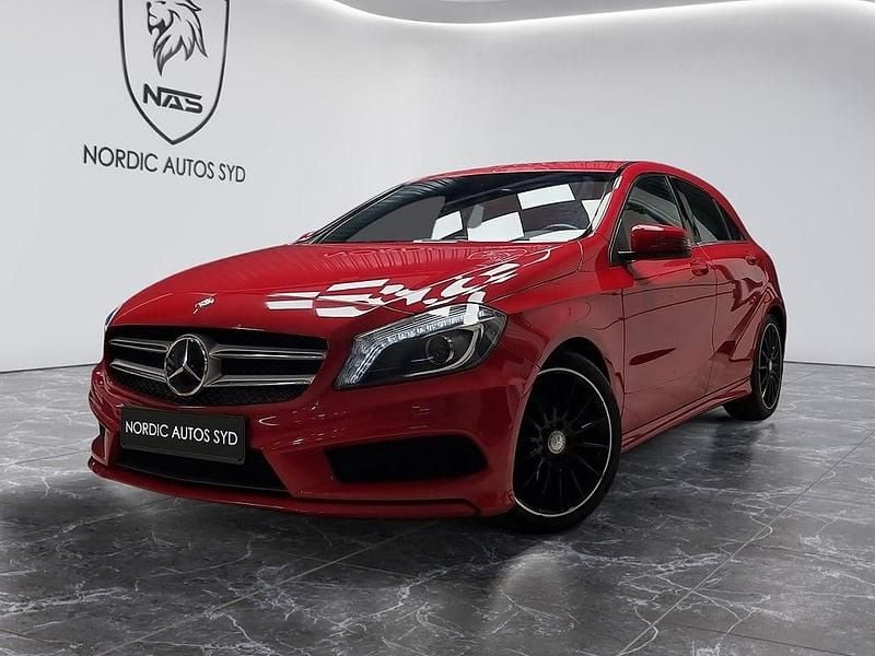 Röd Begagnad 2014 Mercedes A180 AMG line Halvkombi | 139 900 kr (Marknadspris) - Bild 1/4