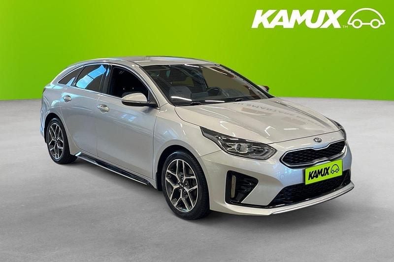 Grå Begagnad 2019 Kia Ceed 4 Kombi | 199 700 kr (Marknadspris) - Bild 1/3