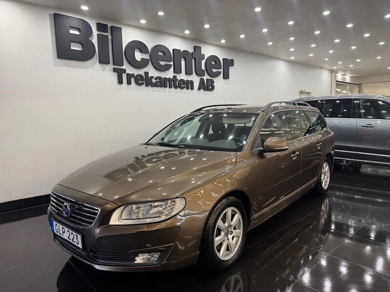 Brun Begagnad 2014 Volvo V70 Kombi | 129 900 kr (Marknadspris) - Bild 1/4