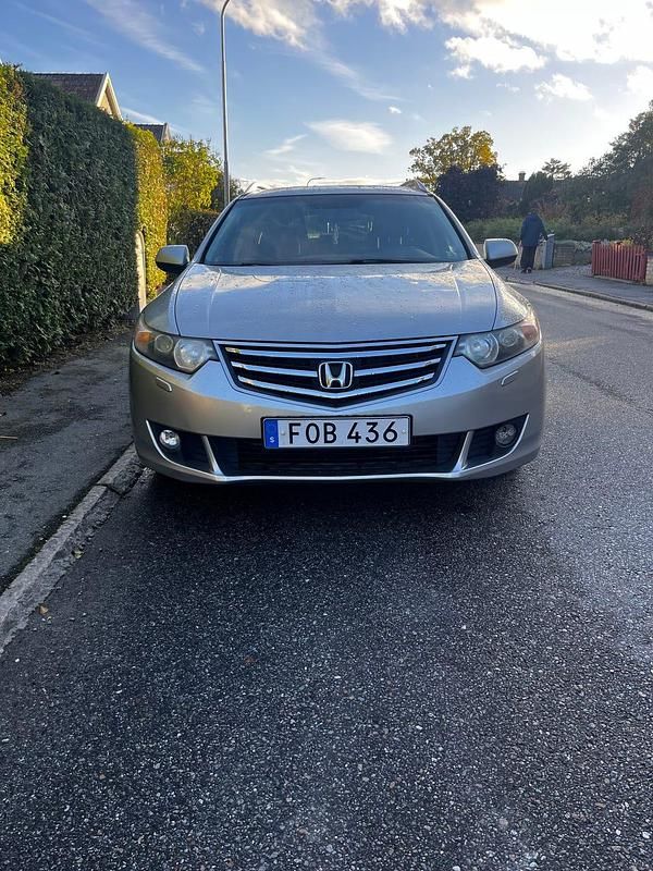 Begagnad Honda Accord 156 HK (114 kW) 2011 Kombi