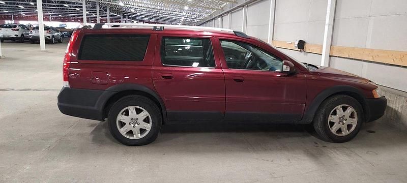 Röd Begagnad 2007 Volvo XC70 Kinetic SUV | 30 000 kr (Superpris) - Bild 1/3