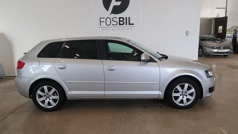 Begagnad Audi A3 102 HK (75 kW) 2008 Silver Halvkombi