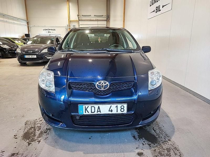 Begagnad Toyota Auris 147 HK (108 kW) 2009 Blå Halvkombi
