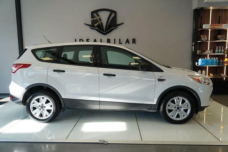 Begagnad Ford Escape 170 HK (125 kW) 2016 Vit SUV