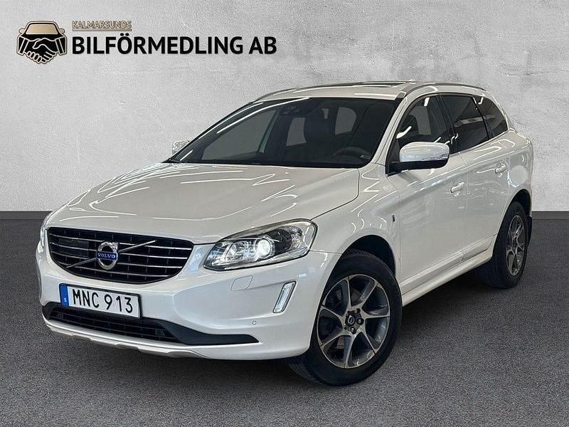 Vit Begagnad 2015 Volvo XC60 Ocean Race SUV | 209 700 kr (Lite dyr) - Bild 1/4