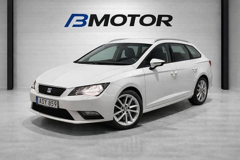 Vit Begagnad 2014 Seat Leon ST Style Kombi | 79 900 kr (Marknadspris) - Bild 1/4
