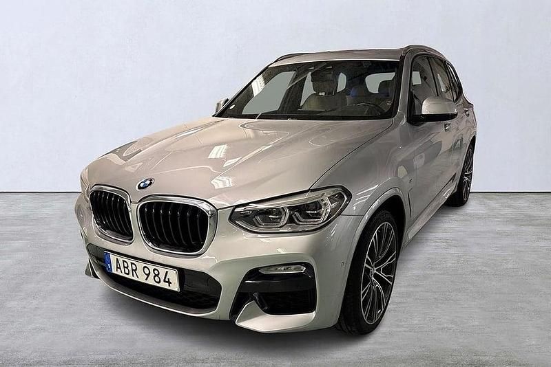 Silver Begagnad 2018 BMW X3 M Sport SUV | 355 000 kr (Marknadspris) - Bild 1/4