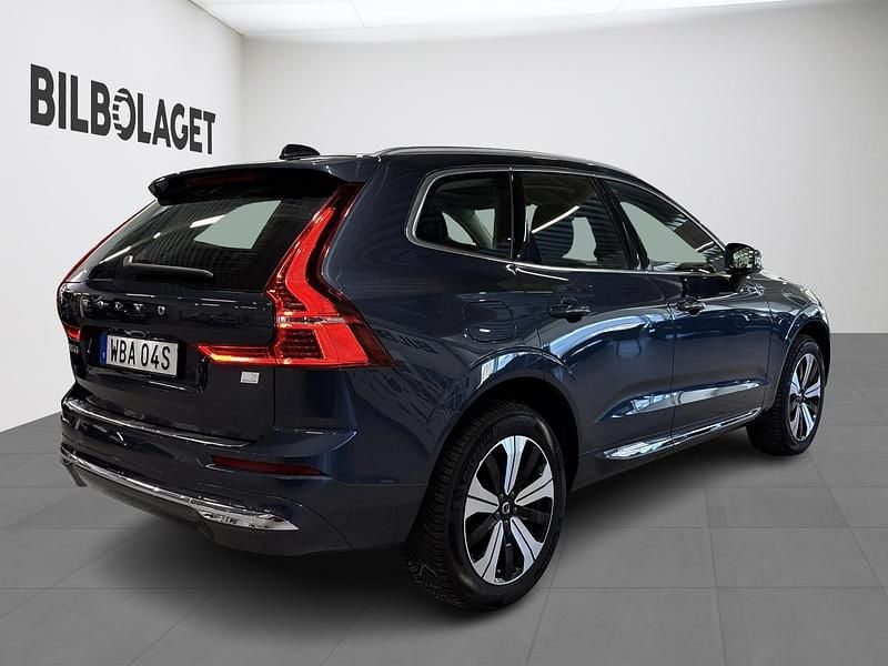 Begagnad Volvo XC60 Plus 350 HK (257 kW) 2023 Blå SUV