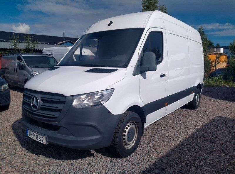 Orange (vit) Begagnad 2020 Mercedes Sprinter Van | 299 500 kr (Marknadspris) - Bild 1/4