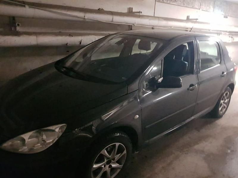 Begagnad Peugeot 307 Griffe 2005