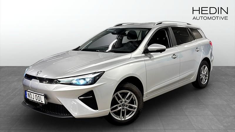 Grå Begagnad 2022 MG MG5 EV Luxury Kombi | 199 900 kr (Marknadspris) - Bild 1/4