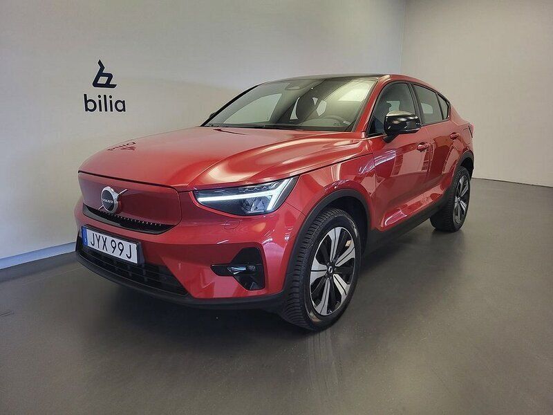 Röd Begagnad 2023 Volvo EC40 Plus SUV | 358 500 kr (Bra pris) - Bild 1/3