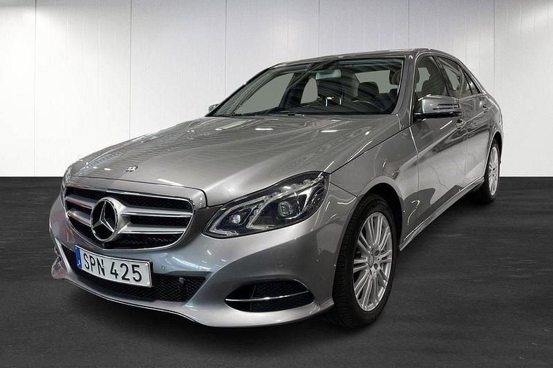 Silver Begagnad 2014 Mercedes E350 Avantgarde Sedan | 234 000 kr (Lite dyr) - Bild 1/4