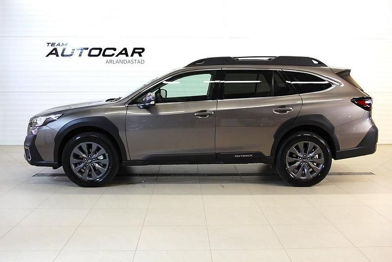 Brun Ny 2025 Subaru Outback Kombi | 429 800 kr - Bild 1/4