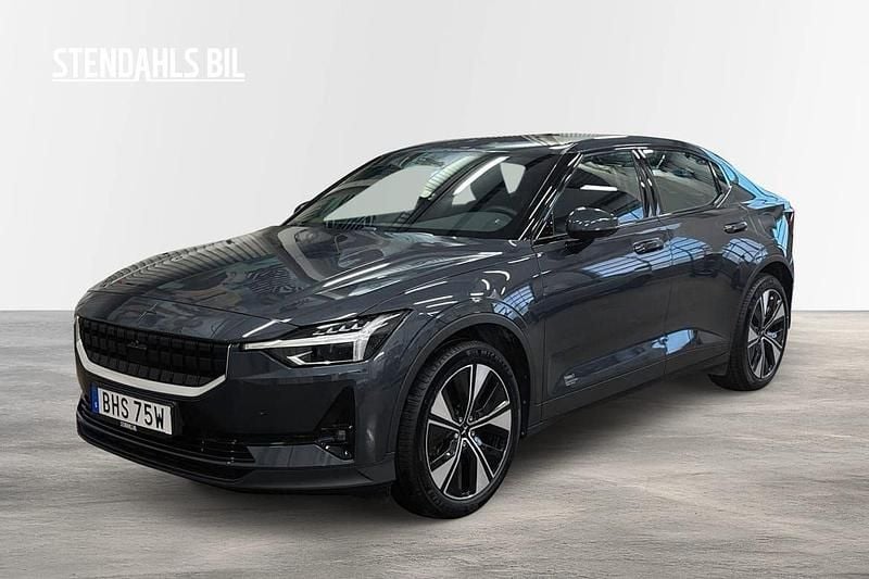Mörkblå (blå) Begagnad 2023 Polestar 2 Long Range Single Motor Halvkombi | 369 000 kr (Marknadspris) - Bild 1/4