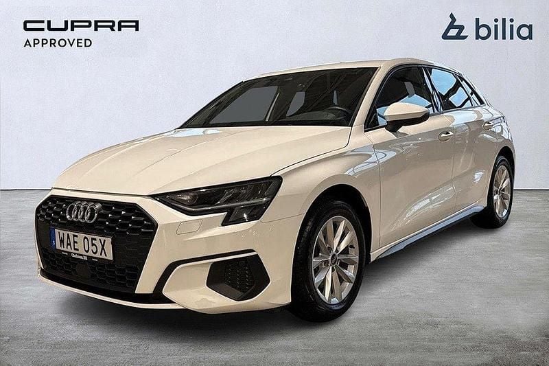 Vit Begagnad 2022 Audi A3 Sportback Proline Halvkombi | 279 000 kr (Marknadspris) - Bild 1/3