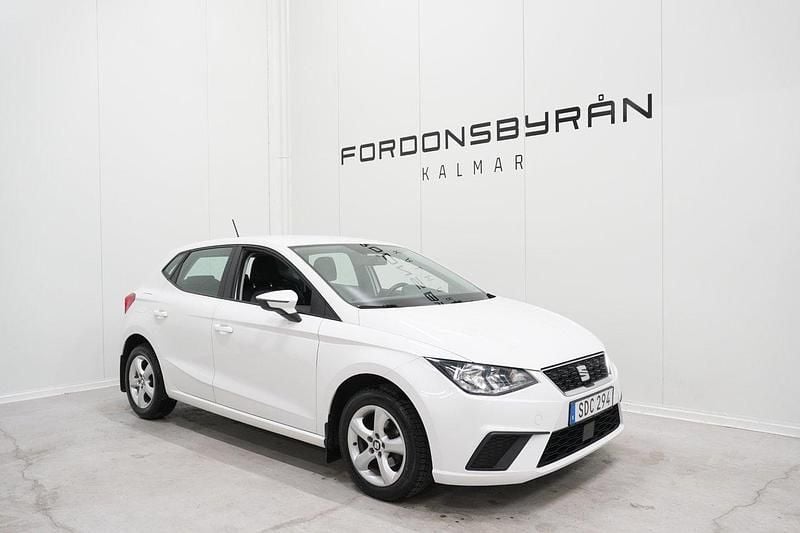 Vit Begagnad 2018 Seat Ibiza Style Halvkombi | 114 900 kr (Marknadspris) - Bild 1/4