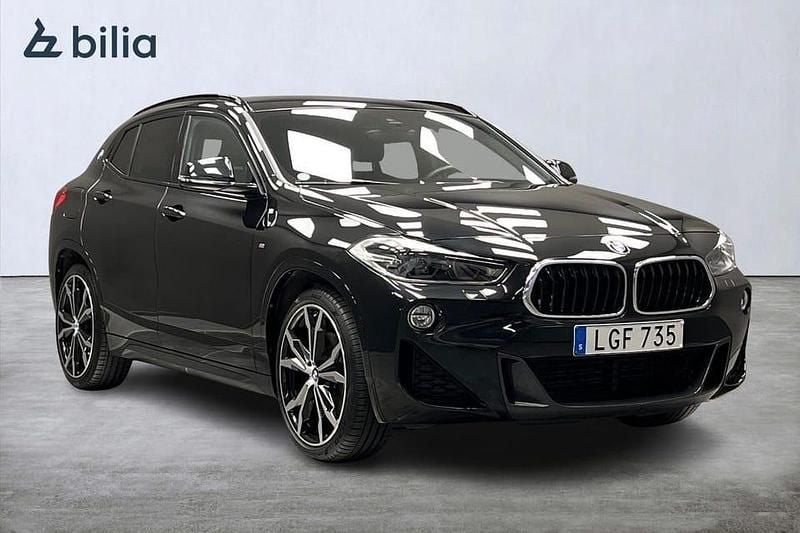Svart Begagnad 2018 BMW X2 M Sport SUV | 279 900 kr (Marknadspris) - Bild 1/4