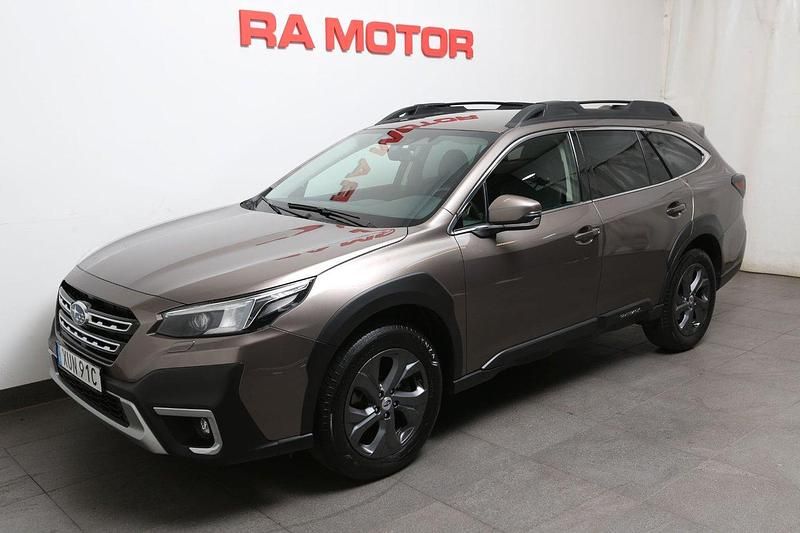 Ljusbrun Begagnad 2021 Subaru Outback SUV | 324 800 kr (Marknadspris) - Bild 1/3