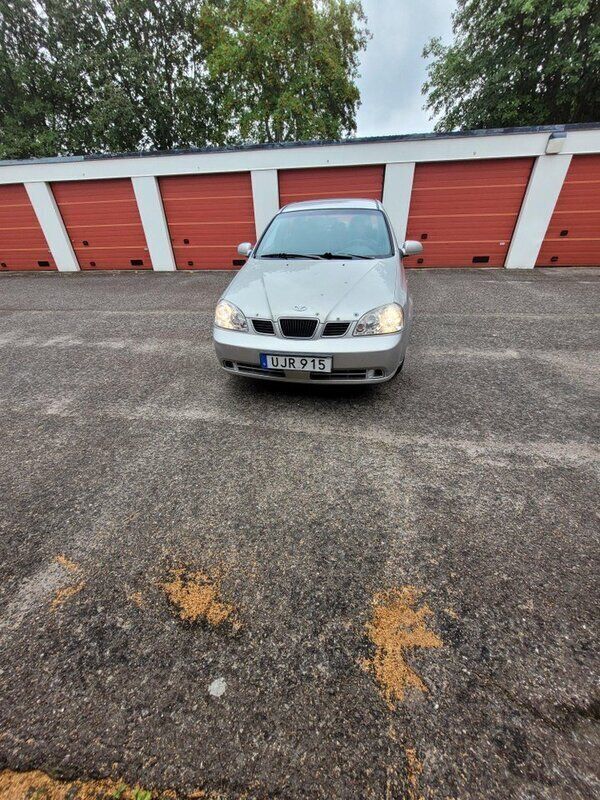 Silver Begagnad 2003 Chevrolet Nubira Sedan | 11 000 kr - Bild 1/3