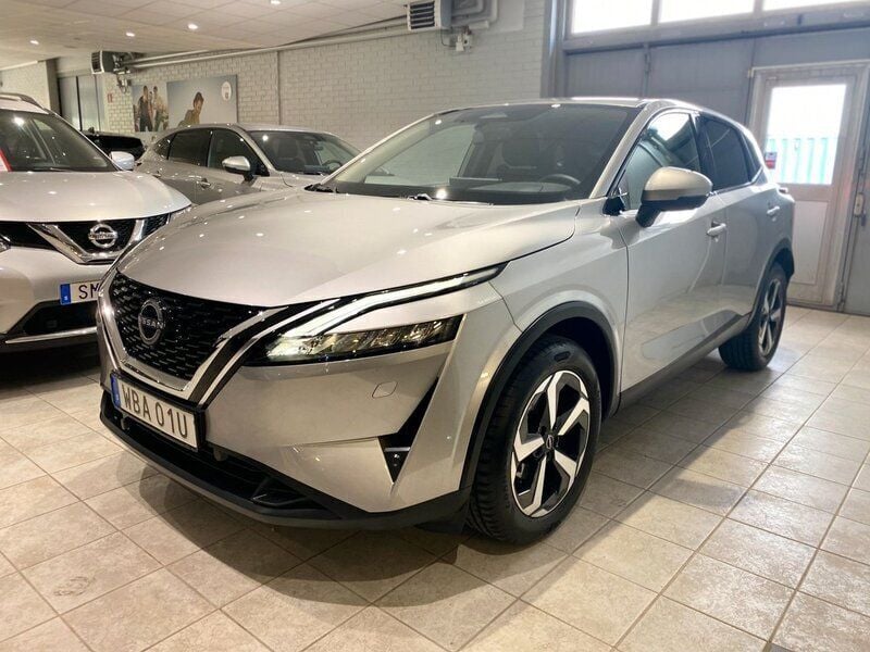 Silver Begagnad 2023 Nissan Qashqai N-Connecta SUV | 329 900 kr (Lite dyr) - Bild 1/4