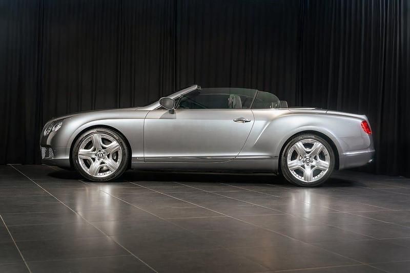 Begagnad Bentley Continental GT 575 HK (422 kW) 2012 Grå Cab