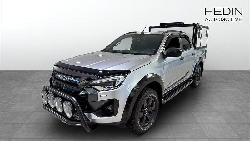 Silver Ny 2025 Isuzu D-Max Pickup | 611 125 kr - Bild 1/4